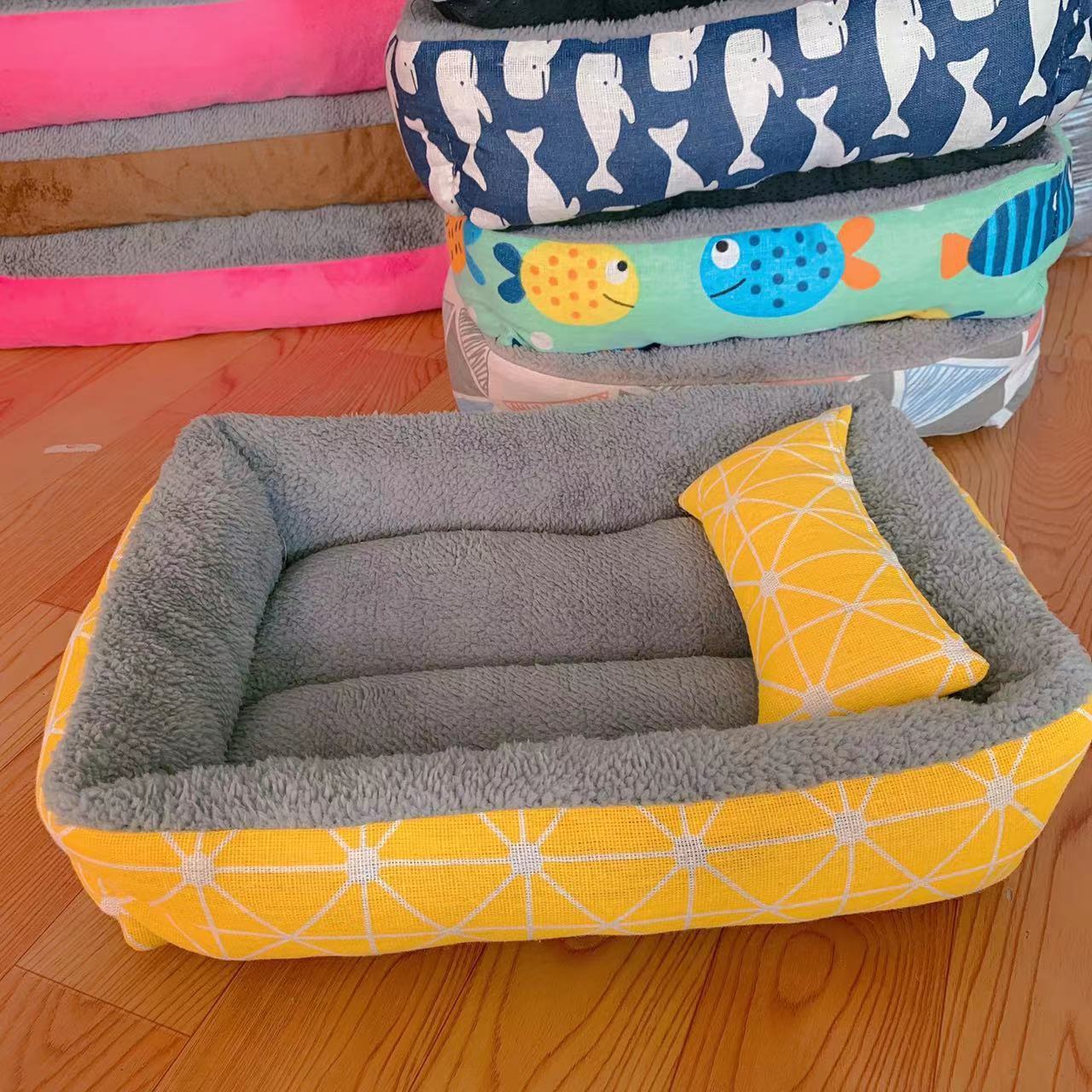 Soft Linen Pet Bed - Moisture Resistant, Washable, and Long-Lasting